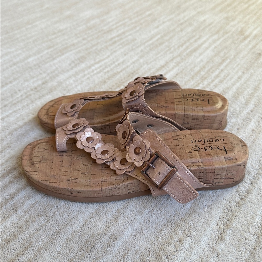 Like New B.O.C. Lyra Slide Sandals Rose Gold Metallic Cork Wedge Heel Size 7 - Picture 6 of 17